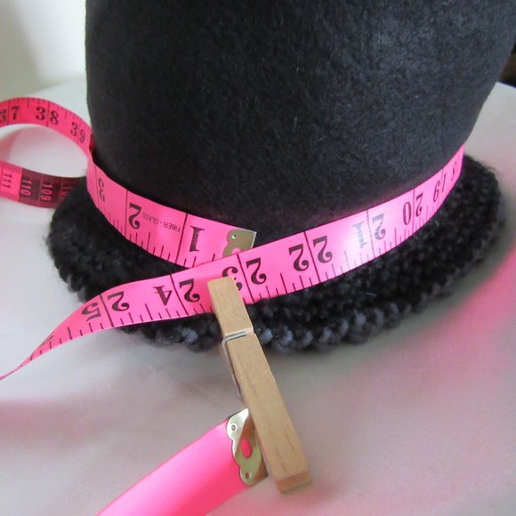 Knit Hat - Felt Lining - Picture 5 of 11